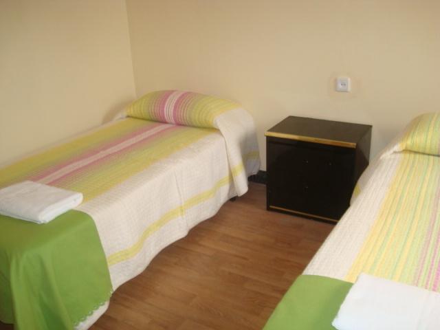 Hostel Turistic Castell Barselona Dış mekan fotoğraf